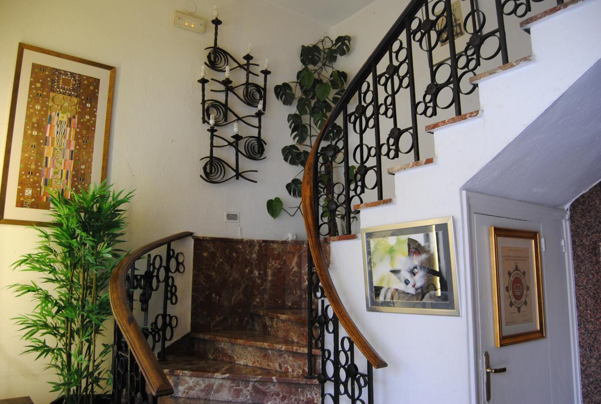 Hotel Pedro Torres Cuenca  Kültér fotó