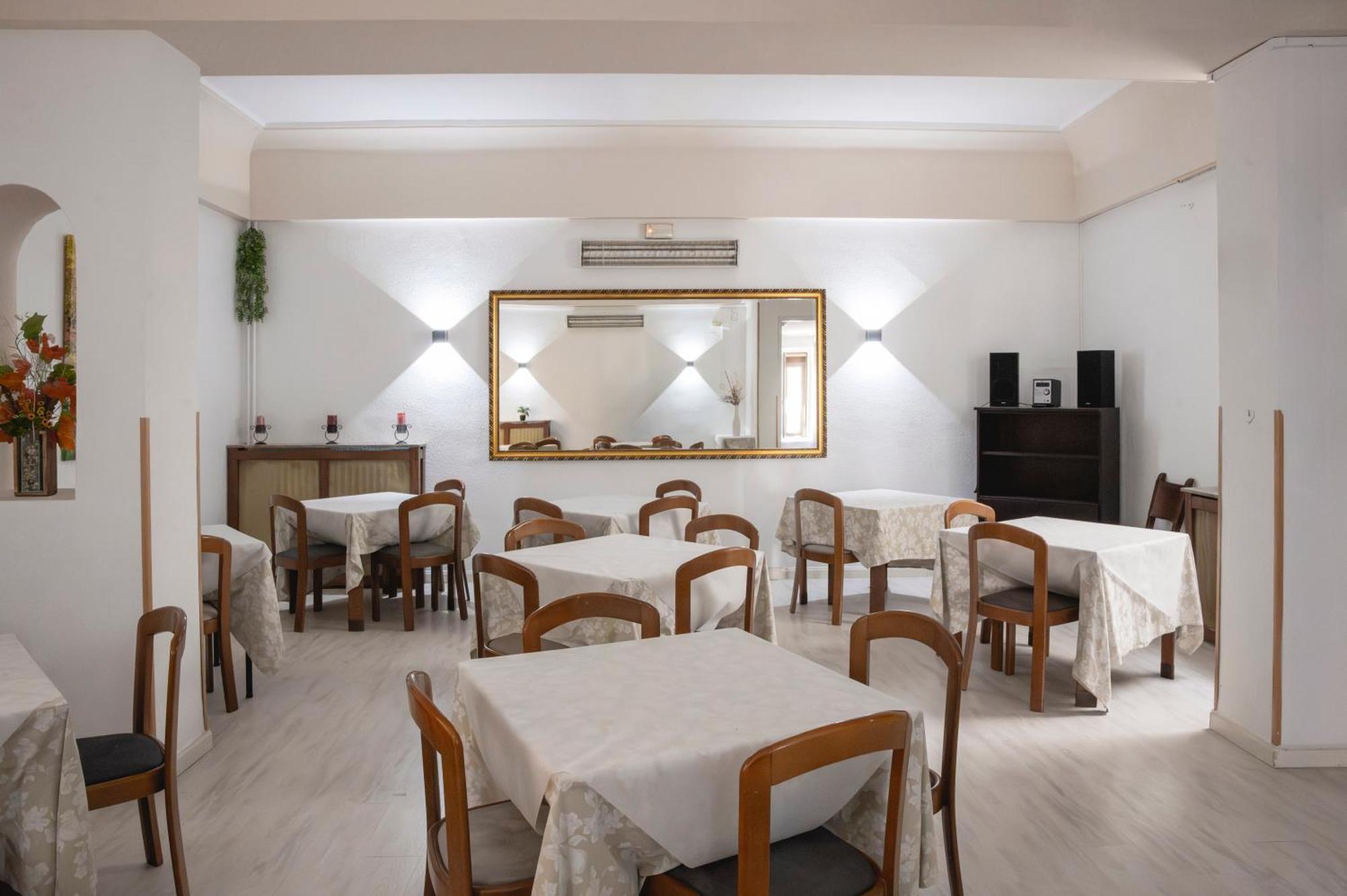 Hotel Pedro Torres Cuenca  Kültér fotó