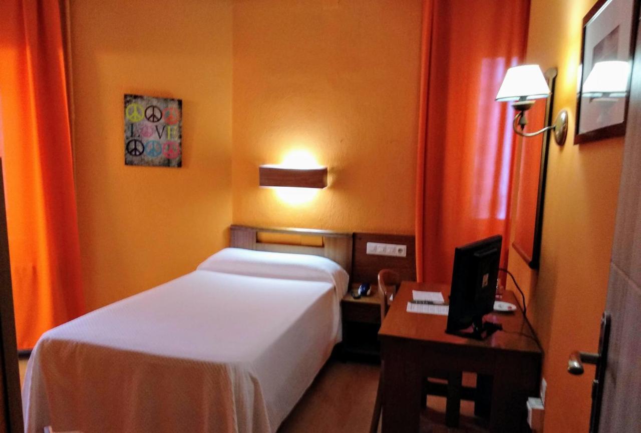 Hotel Pedro Torres Cuenca  Kültér fotó