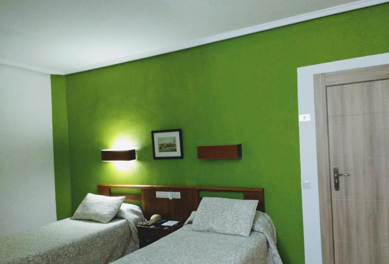 Hotel Pedro Torres Cuenca  Kültér fotó
