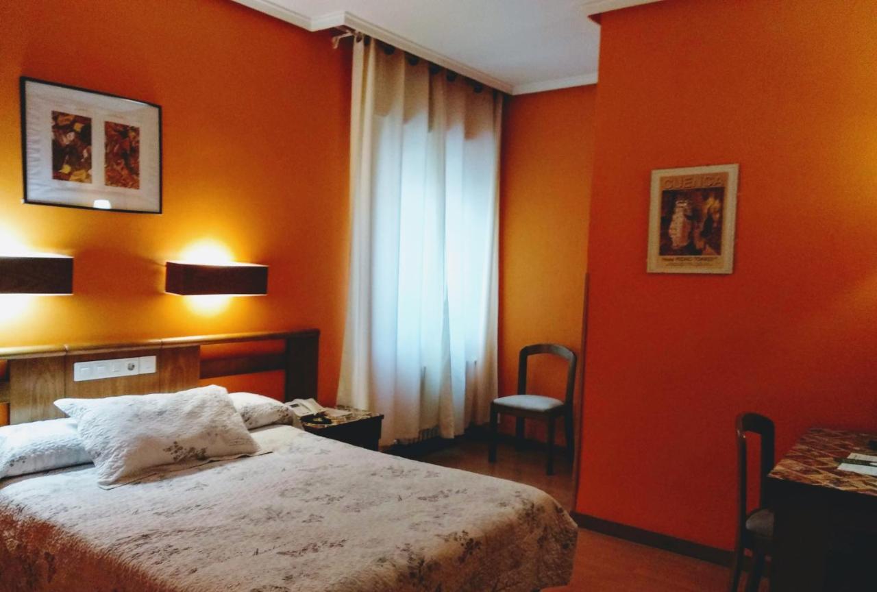Hotel Pedro Torres Cuenca  Kültér fotó